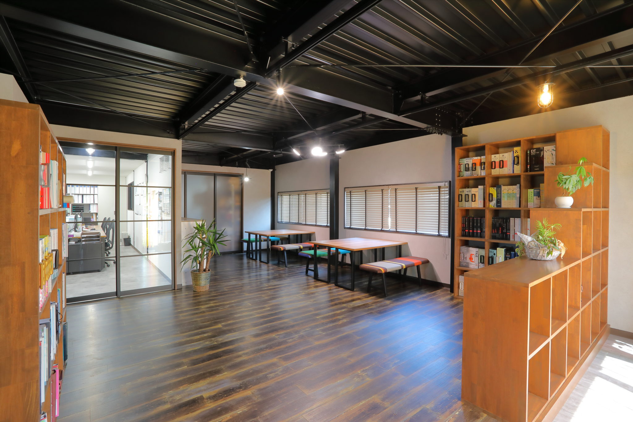 ヨシテン[会社紹介]｜ヨシテンキャンバスのお仕事